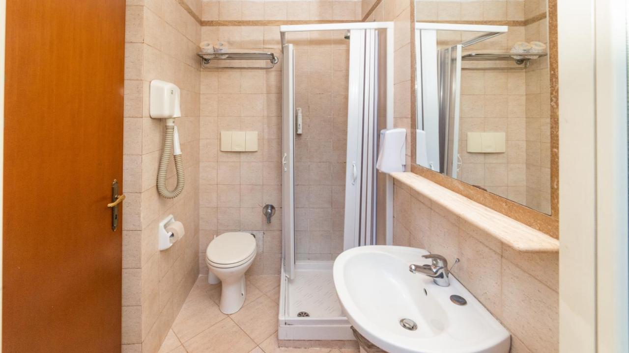 Center 1 Hotell